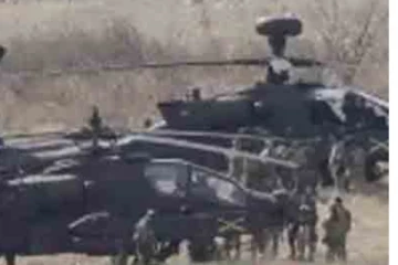 පුහුණු නියමුවන් සමගින් හෙලිකොප්ටර් යානා දෙකක් ගැටෙයි..