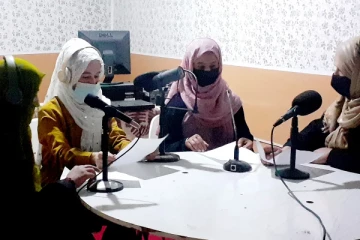 பெண்களால் மட்டும் நடத்தப்படும் வானொலி நிலையத்தை மூடிய தாலிபான்கள்!