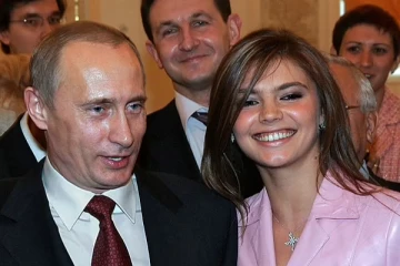 இரகசிய தோழிக்கு அதிபர் புடின் வழங்கிய மாளிகை!