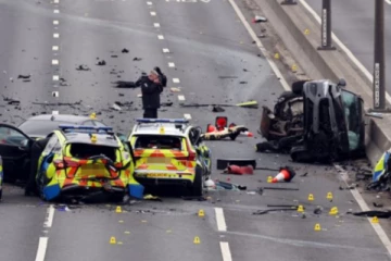 பிரித்தானியாவில் A1 நெடுஞ்சாலையில் கோர விபத்து