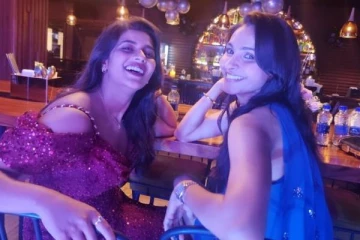 மது பாரில் இரவு பார்ட்டி!! பிரபல நடிகருடன் நடிகை ஐஸ்வர்யா ராஜேஷ், ஆண்ட்ரியா..