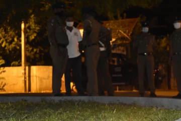 யாழில் இரவில் நடந்த வாள்வெட்டு தாக்குதல்! - இருவர் வைத்தியசாலையில் அனுமதி