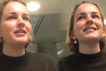 இலங்கை மக்களின் நேர்மையைக் கண்டு வியந்து போன வெளிநாட்டு பெண்! நெகிழ்ச்சியான தகவலை வெளியிட்ட சுற்றுலாப்பயணி (Video)