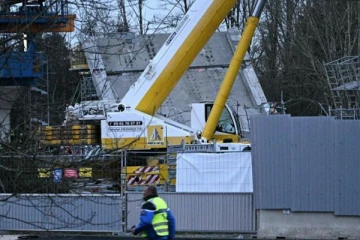 பிரான்ஸில் இடிந்து விழுந்த புகையிரத பாலம் ; உயிரிழந்த இலங்கை தமிழர்