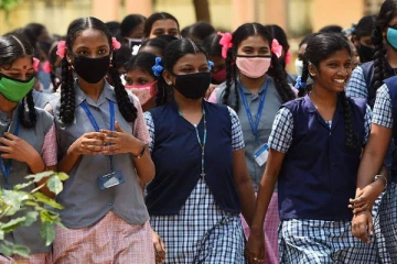 பள்ளி தலைமையாசிரியர்களே லீவு அறிவிப்புகளை வெளியிடலாம் - ஆட்சியர்