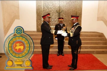 பணிகளைப் பொறுப்பேற்கவுள்ள நாடாளுமன்றத்தின் புதிய படைக்கலச் சேவிதர்