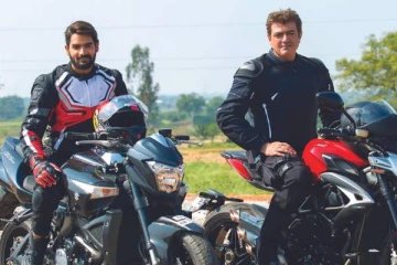 வலிமை படத்திற்கான FDFS கொண்டாட்டத்தை இப்போதே தொடங்கிய ரசிகர்கள்- எவ்வளவு கூட்டம், வீடியோவுடன் இதோ