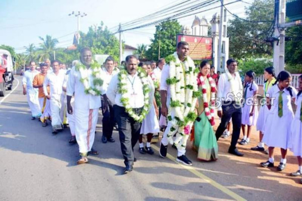 தேசியமட்ட போட்டிகளில் சாதனை படைத்த தமிழர் பகுதி பாடசாலைகள்(Photos) | Mullaitivu District Schools Wrestling Competition