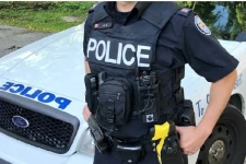 ரொறன்ரோவில் மாணவர்களுக்கிடையில் நடந்த மோதலில் 14 வயதுடைய மாணவிக்கு நேர்ந்த கொடூரம்!