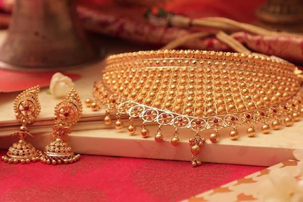 வருட இறுதியில் தங்கம் விலை எவ்வளவு தெரியுமா? இன்றைய நிலவரம் - தமிழ்நாடு