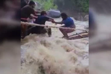 ஹல்துமுல்லவில் நீராடச் சென்று காணாமல் போன தந்தை, மகனின் சடலங்கள் மீட்பு