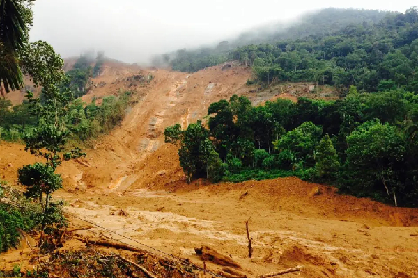 மண்சரிவுக்கான எச்சரிக்கை நீடிப்பு : விழிப்புடன் இருக்குமாறு மக்களுக்கு அறிவிப்பு | Landslide Warnings Extended மண்சரிவுக்கான எச்சரிக்கை நீடிப்பு : விழிப்புடன் இருக்குமாறு மக்களுக்கு அறிவிப்பு | Landslide Warnings Extended