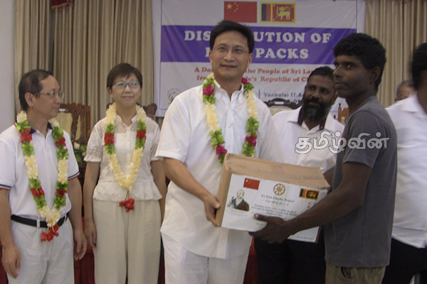 மன்னாரில் உலருணவு பொதிகள் வழங்கிவைத்த சீன தூதுவர் | Dry Food Given To Sri Lanka By Buddhists In China