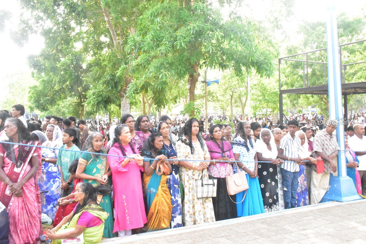 மன்னார் மடு திருத்தலத்தின் ஆடி மாத திருவிழா கொண்டாட்டம்- இலட்சக்கணக்கான பக்தர்கள் பங்கேற்பு | Aadi Month Festival Of Mannar Madu Temple மன்னார் மடு திருத்தலத்தின் ஆடி மாத திருவிழா கொண்டாட்டம்- இலட்சக்கணக்கான பக்தர்கள் பங்கேற்பு | Aadi Month Festival Of Mannar Madu Temple
