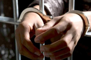 மனைவியை கொலை செய்ய முயற்சித்த கணவன் கைது!