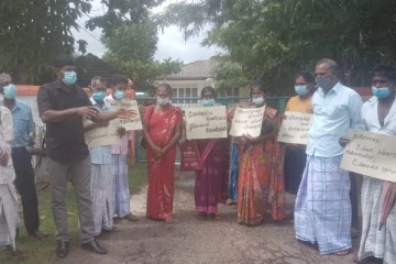 பொதுமக்கள் பயன்படுத்தாத வீதிகள் புனரமைப்பு:மக்கள் ஆர்ப்பாட்டம்(VIDEOS)