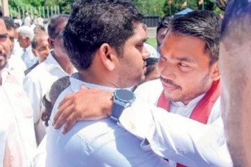 மைத்திரி மகனுடன் கூட்டு சேரும் நாமல்