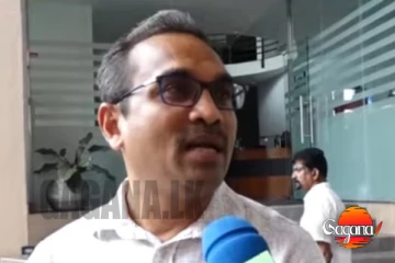 කන්ටේනර් 323 නිසා බිමලුත් ඇතුළට දාන්න, දයාසිරි ඔළුවෙන් හිට ගනී