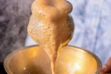 எழுந்ததும் டீ குடிப்பீங்களா? வெறும் வயிற்றில் டீ குடிச்சா இந்த பக்கவிளைவுகள் குறி வைத்து தாக்கும்!