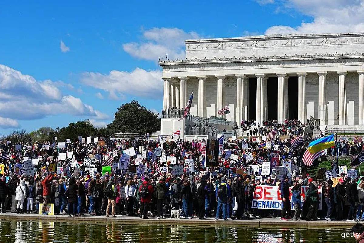 அமெரிக்காவை குலுங்க வைத்த... ட்ரம்பிற்கு எதிரான No Kings ஆர்ப்பாட்டங்கள் | No Kings Protests Across The Us