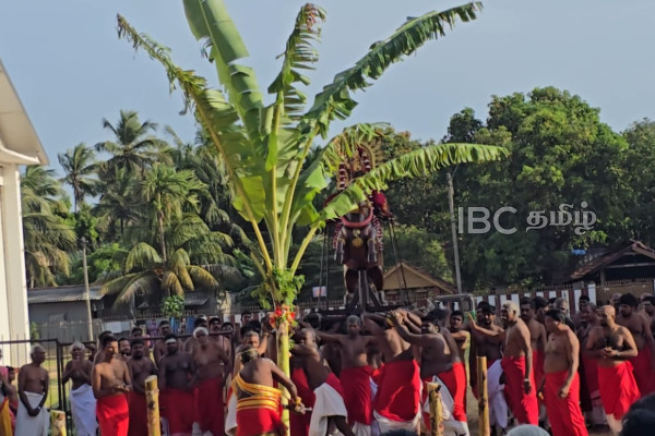 நல்லூர் கந்தசுவாமி கோயிலில் நடைபெற்ற மானம்பூ உற்சவம் | Manamboo Utsavam Held At Nallur Kandaswamy Temple