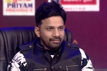 ஜீ தமிழ் சரி கம பா நடுவர் கார்த்திக்கின் மனைவி, பிள்ளைகளை பார்த்துள்ளீர்களா.. அழகிய குடும்ப புகைப்படம்