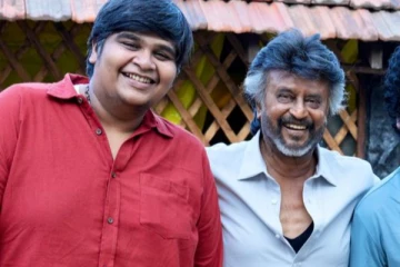 பேட்ட படத்தில் ரஜினியுடன் நடித்துள்ள கார்த்திக் சுப்புராஜ்.. இதுவரை பலரும் பார்த்திராத வீடியோ இதோ