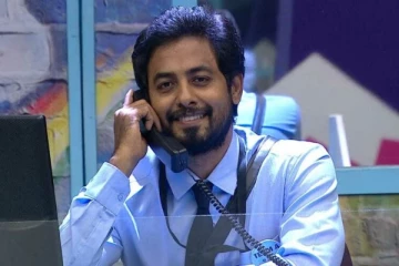 பிக் பாஸ் நடிகர் ஆரியா இது.. இளம் வயதில் எப்படி இருக்கிறார் பாருங்க..