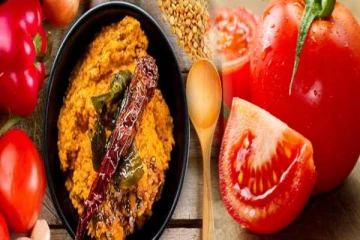 தக்காளியில் துவையல் செய்யலாமா? வெறும் 10 நிமிடம் போதும்