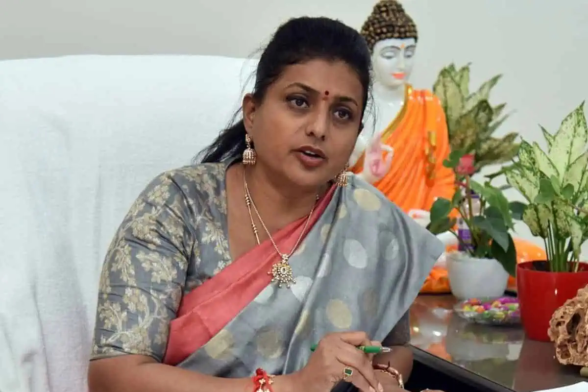 வேஷ்டி சட்டையில் நடிகை ரோஜாவின் மகன்... எப்படி இருக்கிறார் பாருங்க... வைரலாகும் புகைப்படம் | Actress Roja Selvamani Son Latest Photo