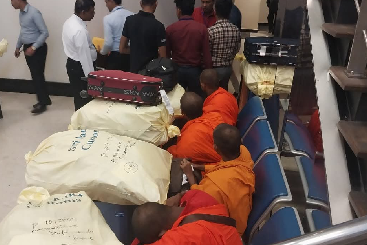 40 பௌத்த பிக்குகளைக் கொண்டு போதைப்பொருள் கடத்த முயற்சி : திடுக்கிடும் தகவல்கள் அம்பலம் | Monk Drug Bust More Details