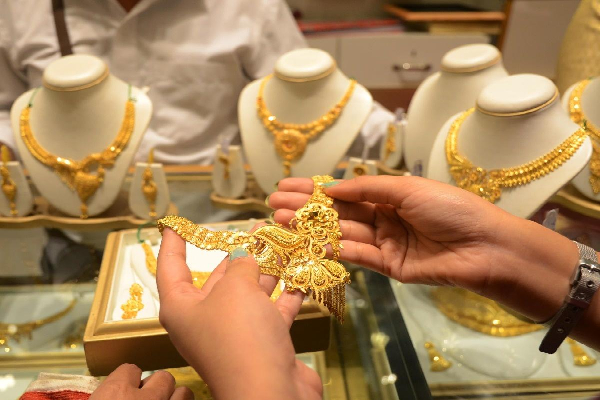 மாற்றமின்றி தொடரும் தங்க விலை - இன்று வெளியான விலை விபரம் | Sri Lanka Today Gold Price