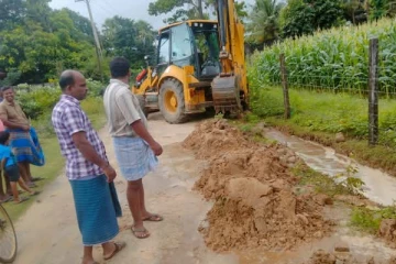 திருகோணாமலை மாவட்டத்தில் நீரில் மூழ்கிய தாழ் நிலப்பகுதிகள்