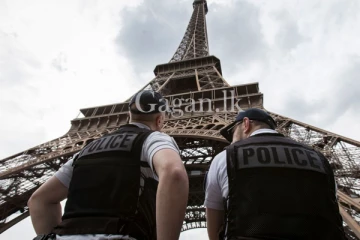 ලෝකප්‍රකට අයිෆල් කුළුණ සංචාරකයින්ට වැසෙයි.