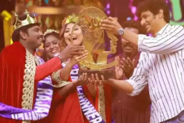 ‘காமெடி ராஜா கலக்கல் ராணி’ கிராண்ட் பினாலே - டைட்டிலை வென்ற பிரபல போட்டியாளர்கள் | Cinema