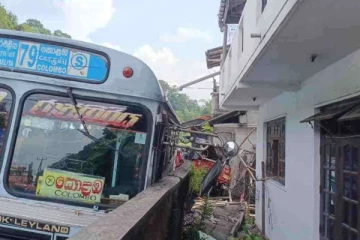 நொடியில் மாறிய வாழ்க்கை ; வீதி விபத்தில் ஒருவர் பலி