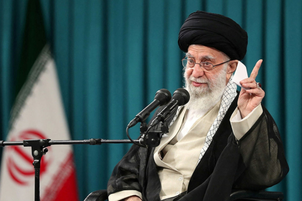 அமெரிக்க பேச்சுவாரத்தைக்காக ஈரான் விதிக்கும் கட்டுப்பாடு! வலுக்கும் பதற்றம் | Iran Sets Conditions For Us Talks