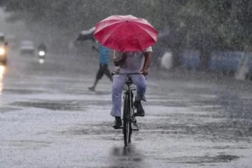 தமிழகத்தில் இன்று 4 மாவட்டங்களில் கனமழை பெய்யும்- வானிலை ஆய்வு மையம்