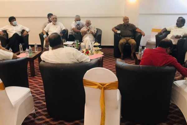 தமிழ் தலைமைகள் கொழும்பில் முக்கிய பேச்சு (Photo) - ஐபிசி தமிழ்