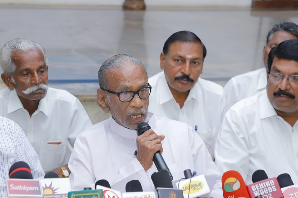 புதுடில்லியின் நிகழ்ச்சி நிரலை முன்னெடுக்கின்றாரா நெடுமாறன்..! தமிழ்த் தேசிய ஆர்வலர்கள் கேள்வி | Ltte Leader Velupillai Prabhakaran Alive Nedumaran