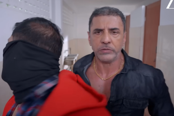 ஜீ தமிழ் சூப்பர்ஹிட் சீரியலில் களமிறங்கும் நடிகர் பப்லு பிரித்விராஜ்.. வெளிவந்த மாஸ் புரோமோ வீடியோ | Babloo Prithiveeraj New Entry In Ayali Serial