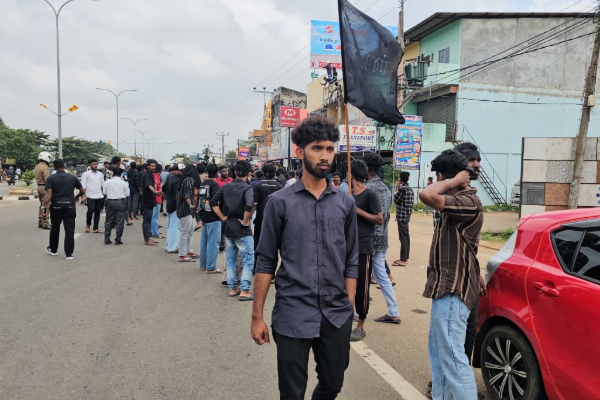 கறுப்பு கொடி போராட்டக்காரர்களுக்கு எதிராக சட்ட நடவடிக்கை கோரும் சுதந்திரக்கட்சி | Take Strict Action Against Black Flag Protesters