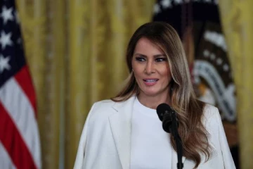 தனியொருவனாக... புடினுக்கு எழுதிய கடிதத்தில் மெலனியா ட்ரம்ப் உருக்கம்