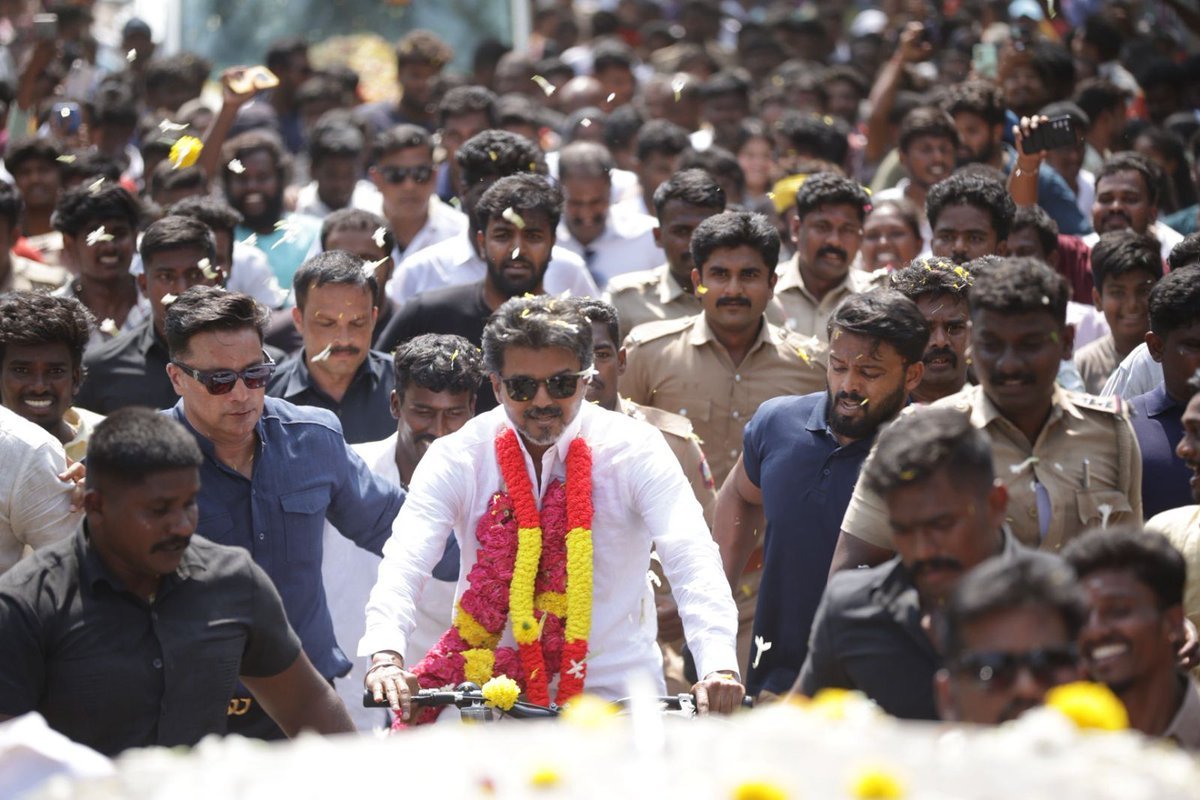 எம்.ஜி.ஆருக்கு அடுத்து விஜய் புரட்சி! முதல் தேர்தலிலேயே ஆட்சி வாய்ப்பு... | After Mgr Vijay Has A Chance Rule The First Elect