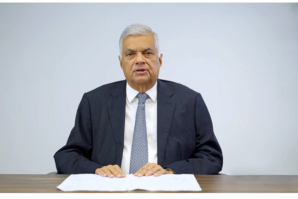 சொலிசிட்டர் ஜெனரல் திலீப பீரிஸ் உட்பட இரு உயரதிகாரிகளுக்கு உயிர் அச்சுறுத்தல் | Dileepa Peiris Shani Abeysekara B Seneviratne