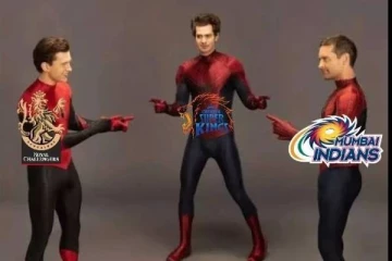 கொஞ்ச நஞ்ச ஆட்டமா ஆடுனீங்க! சென்னை, மும்பை, பெங்களுர் அணியை வெச்சு செய்யும் நெட்டிசன்கள்!