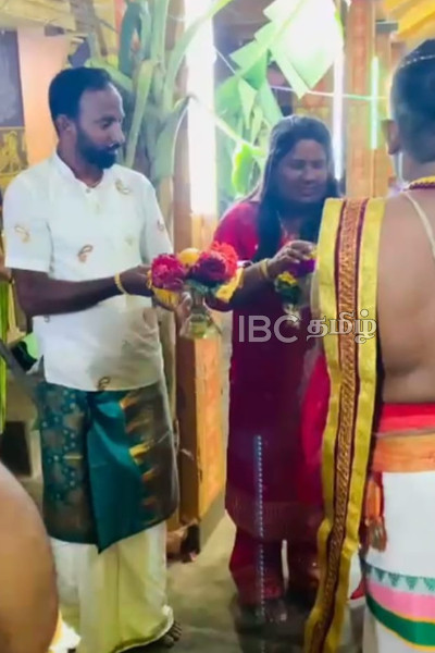 வவுனியாவில் 220,000 ரூபாய்க்கு ஏலம் போன மாம்பழம் | Annual Vinayagar Festival Mango Sold At High Price