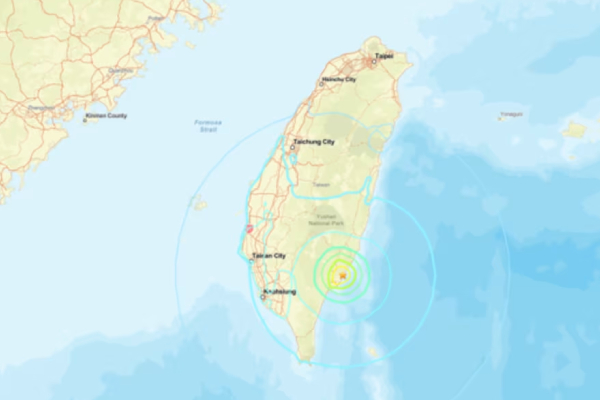தைவானைத் தாக்கிய வலுவான நிலநடுக்கம் | Strong Earthquake Hits Taiwan தைவானைத் தாக்கிய வலுவான நிலநடுக்கம் | Strong Earthquake Hits Taiwan