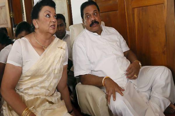 மகிந்த குடும்பத்தில் அடுத்தடுத்து அம்பலமாகும் மோசடி! பெரும் சிக்கலில் ஷிராந்தி | Shiranthi Requests 2 Weeks Delay Fcid