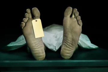 දෙවැනි මහලෙන් ඇදවැටී මියගිය චෙක් ජාතිකයාගේ අවාසනාවන්ත සිදුවීම ! නොසිතූ මොහොතක සිදුවුණ මරණයට හේතුව කුමක් විය හැකි ද ?